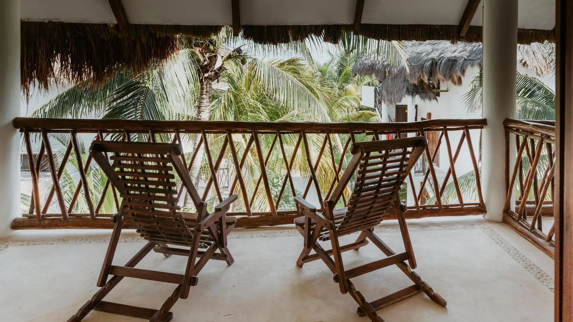 Hotel Cabanas Los Lirios Tulum Mexico