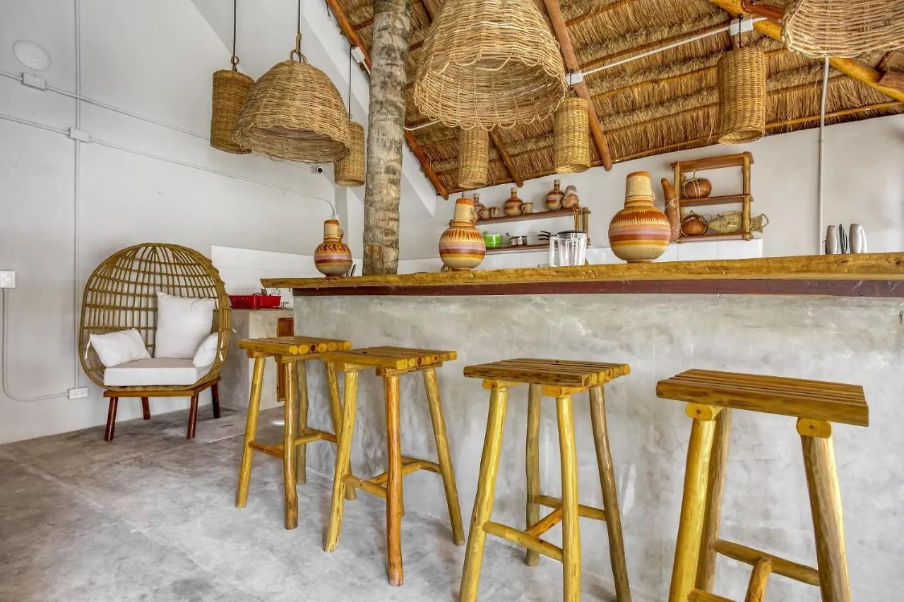 Hotel Cabanas Los Lirios Tulum México