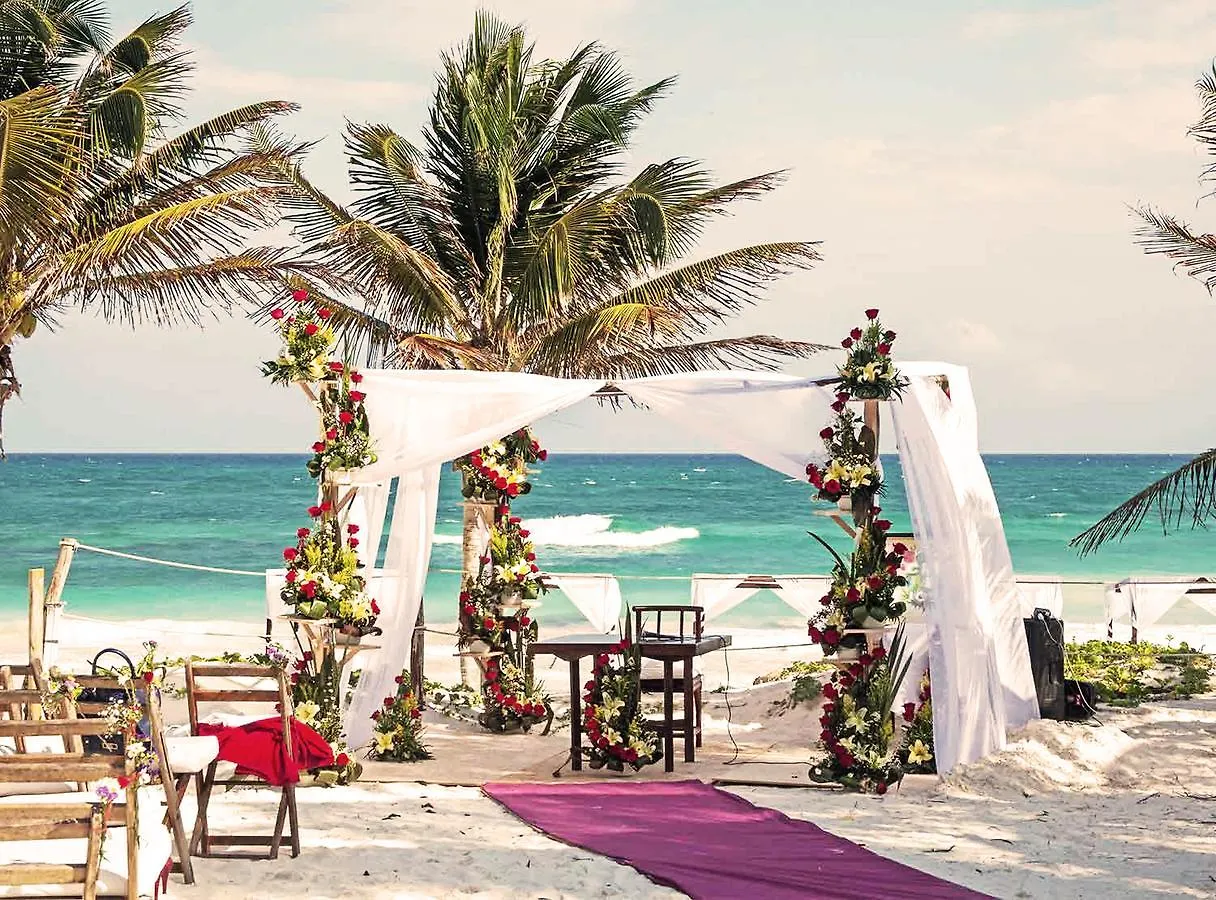 Hotel Cabanas Los Lirios Tulum 4*,